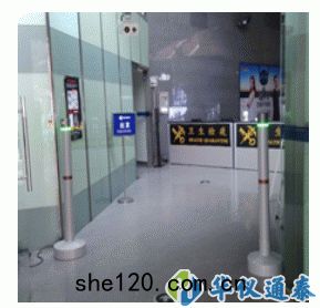 BG3300係(xì)列行人(rén)立柱(zhù)式放(fàng)射性物質監測係統